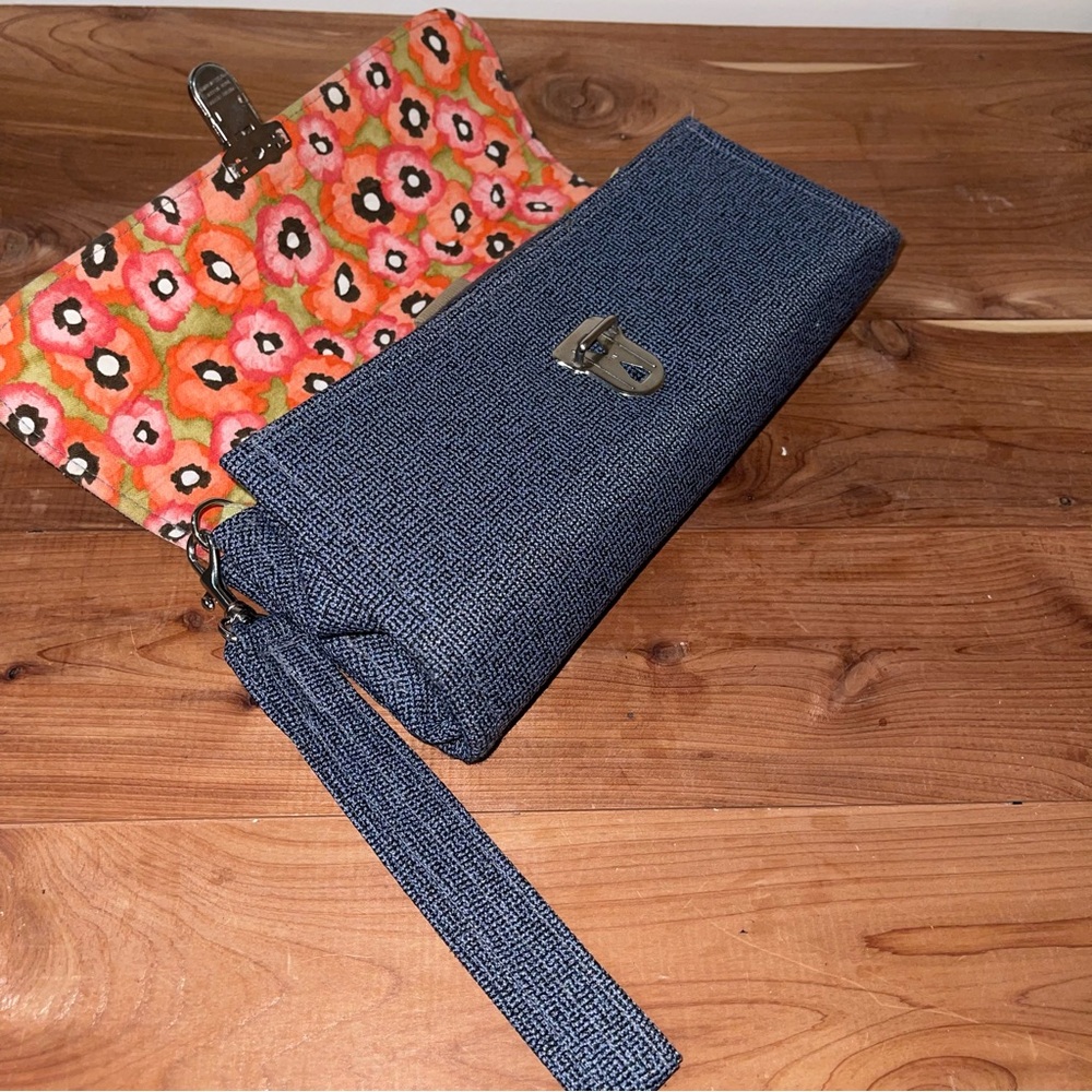 New Handmade Cotton Clutch Wristlet Bag Lots of CC Slip Pockets, Phone Money - Picture 2 of 9